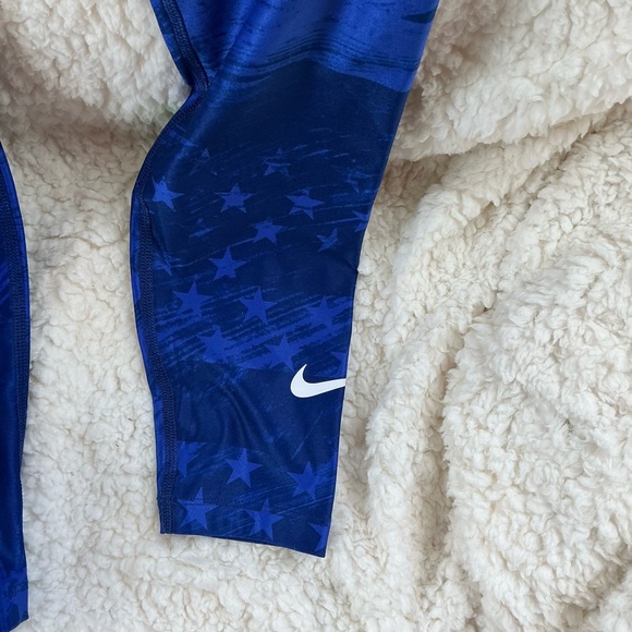 Nike Blue Star Pattern Leggings - Picture 4 of 4